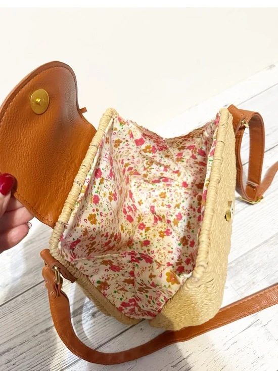 Straw Wicker Crossbody Summer Purse Tote - Picture 6 of 6